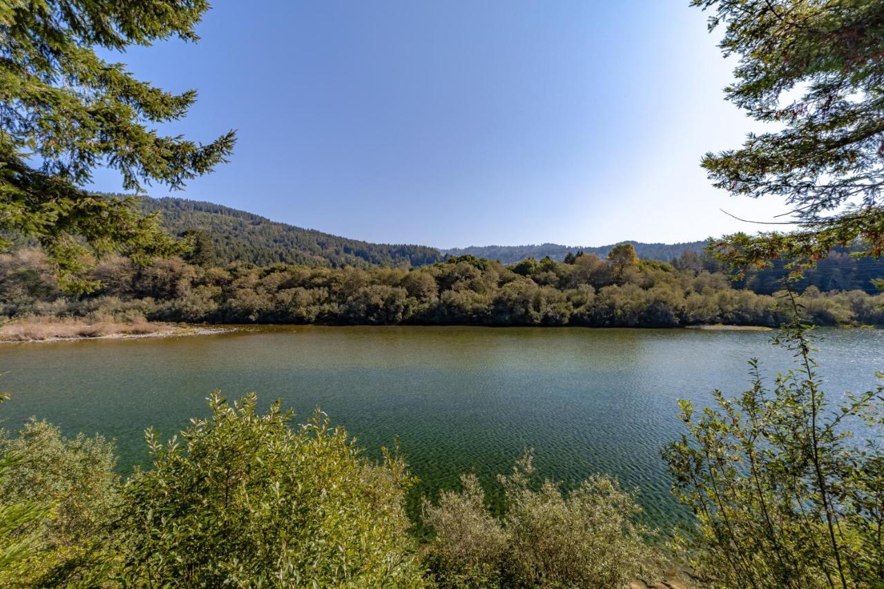 Villa Redwoods On The River Retreat Smith River Exterior foto